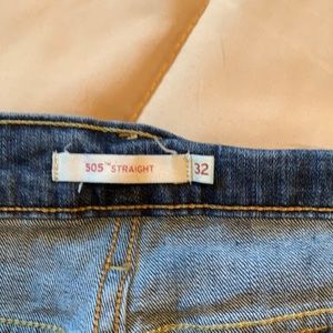 Levi’s 505 straight leg size 14 short/32
